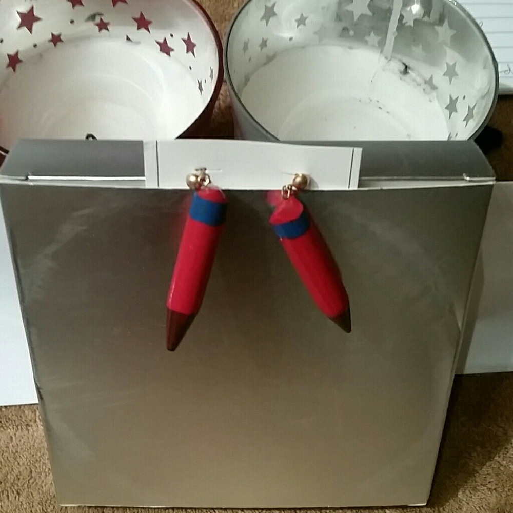 fashion crayon earring